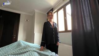 Hot brown-haired stunner with hefty funbags hoping for a cum on face agreement,