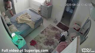 IPCAM – Petite Arab mom gets brutally fucked