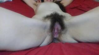 Hairy Pussy Camgirl Gapes & Shows Thick PAWG Thighs