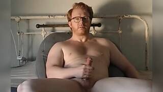 Sexy Caucasian Man Cums