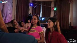 Pskov bitches joined the 1winporn ORGY4 casting in 90s style - hottest XXX!